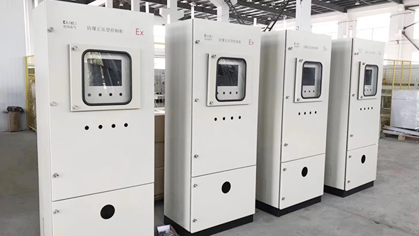 上海食品企業(yè)采用凱偉正壓防爆控制柜減少安全隱患